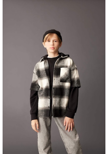 DeFacto Erkek Çocuk Oversize Geniş Kalıp Kapüşonlu Flanel Uzun Kollu Gömlek C7510A824WNAR213