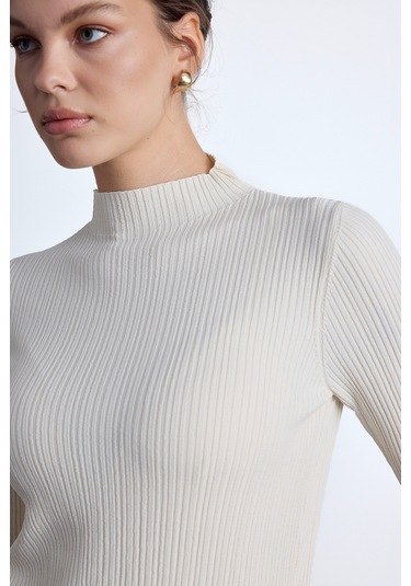 Yüksek Yaka Triko Bluz Ekru Ekru