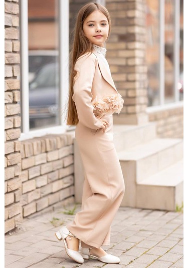 Riccotarz Kız Çocuk Çiçek Broş Detaylı Blazer Ceket Halter Yaka Taş Detaylı Bluz Krem Alt Üst Takım Krem