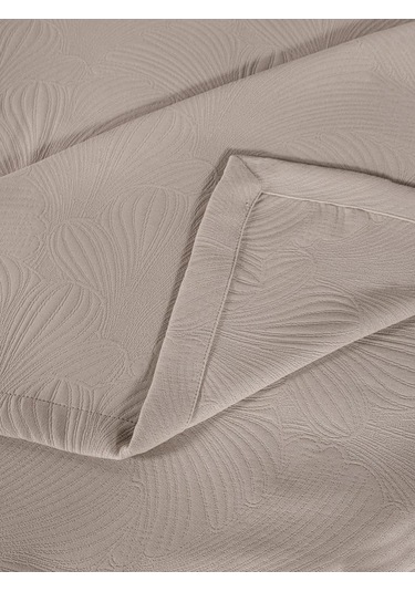 Yatak Örtüsü Alora Pastel Renkli, Yumuşak Ve Zarif Görünümlü Sütlü Kahverengi