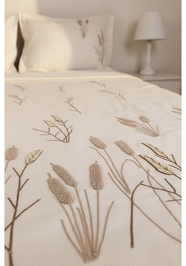 Ekru Willow Breeze Desen Çift Kişilik Nakışlı Yatak Örtüsü Seti