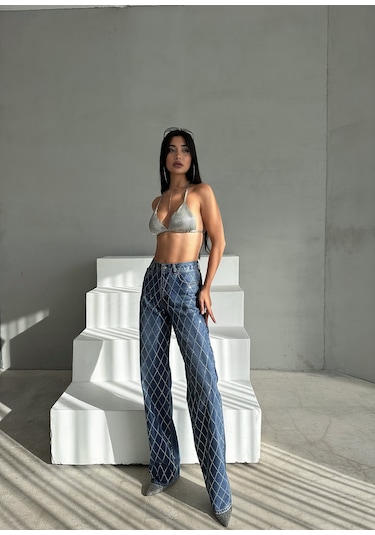 Kadın Koyu Mavi Renk Loose Fit Önü Starlight Parlak Taşlı Tasarım Denim Mavi