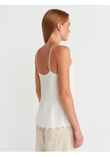 Dilvin 10792 Askılı İnce Dokulu Triko Bluz-ekru Ekru