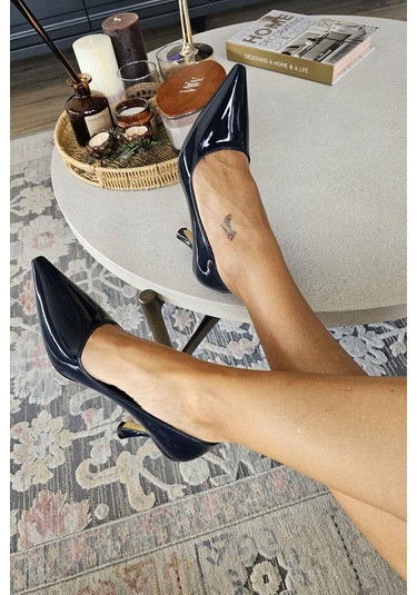 10 1401 Topukla Kadın Kadeh Topuklu Stiletto Siyah Deri