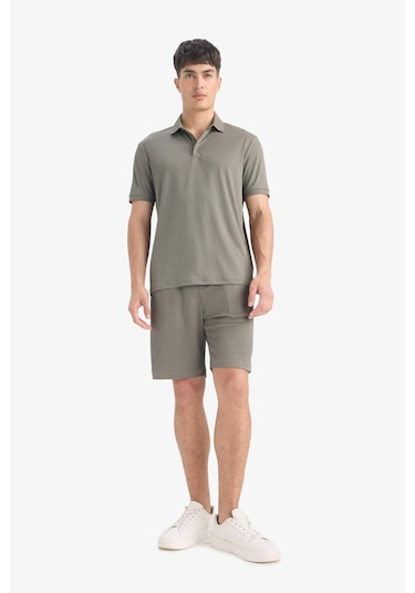 DeFacto Regular Fit Her Yöne Esneyen Krinkıl Bermuda Şort E0980AX25SMKH401