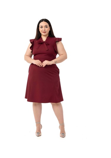 Büyük Beden Yakası Fularlı Kolları Volanlı Midi Bordo Elbise Bordo