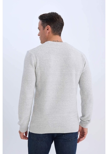 DeFacto Standart Fit Normal Kesim Bisiklet Yaka Dokulu Basic Düz Triko Kazak R1175AZ24WNGR210