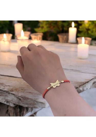 Merve İsmine Özel Kelebek Motifli 14 Ayar Altın Plakalı Turuncu Derili Hediye Bileklik-502isim Merve