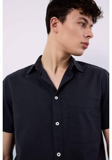 DeFacto %100 Pamuk Regular Fit Yazlık Polo Yaka Keten Görünümlü Kısa Kollu Gömlek D7551AX25SPAR190 DeFacto %100 Pamuk Regular Fit Yazlık Polo Yaka Keten Görünümlü Kısa Kollu Gömlek D7551AX25SPAR190