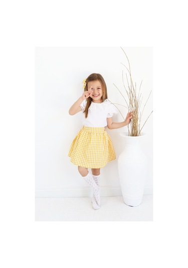 Kız Çocuk Daisy Bisiklet Yaka Dantel Detaylı Kısa Kollu Bluz Ekoseli Etek Toka 3lü Takım Tkm-0189.4 Sarı