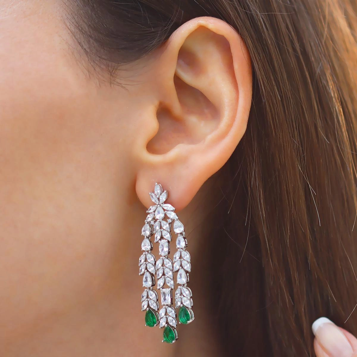 Yaprak Tasarım Zümrüt Taşlı Gümüş Küpe Gümüş