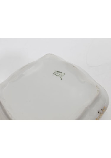 Limoges Aşıklar Temalı Porselen Kapaklı Kutu