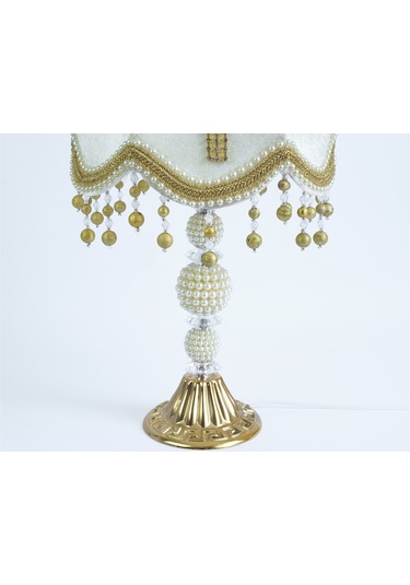 Klasik Model Abajur Kadife Kaplı El Yapımı Broşlu