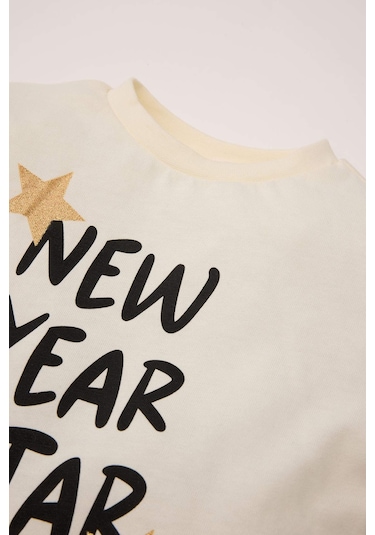 DeFacto Kız Bebek Bisiklet Yaka Yılbaşı Temalı Uzun Kollu Tişört D6231A524WNER233 Ekru