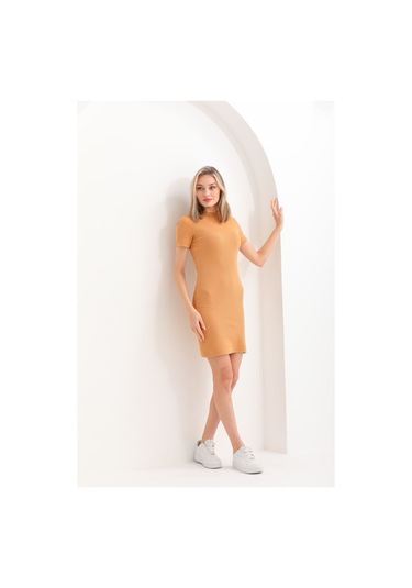 Kallima Hardal Vücuda Oturan Kısa Kollu Mini Fitilli Esnek Elbise Hardal