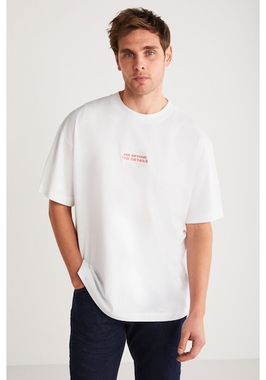Grimelange Vıto Erkek %100 Organik Pamuklu Nakış Yazı Detaylı Oversize Bol Kesim Kısa Kollu Beyaz T-shirt