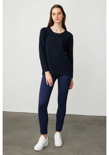 Desen Triko Sıfır Yaka Dantel Çiçek İşlemeli Kadın Bluz 25093 Lacivert