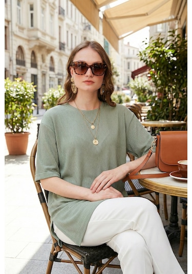 Lela Oversize Bisiklet Yaka Yırtmaç Detaylı Bayan Bluz 5869000 Çağla