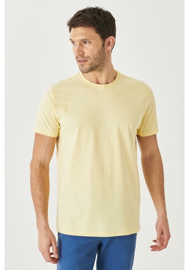 AC&Co / Altınyıldız Classics Slim Fit Bisiklet Yaka Kısa Kol Pamuklu Erkek Tişört Sarı AC&Co / Altınyıldız Classics Slim Fit Bisiklet Yaka Kısa Kol Pamuklu Erkek Tişört Sarı