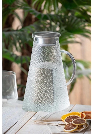 Kapris Metal Kapaklı Üçgen Cam Sürahi 1800 Ml Sa6858