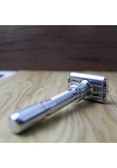 Alaşımlı Ayarlanabilir Başlıklı Ve Seyahat Çantası Dahil Manuel Çift Kenarlı Tıraş Güvenlik Tıraş Bıçakları