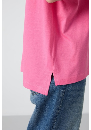 Tommy Life Şeker Pembe Penye Modal Yumuşak Tuşeli Oversize Fit Basic Kadın T-shirt- 97285 Şeker Pembe