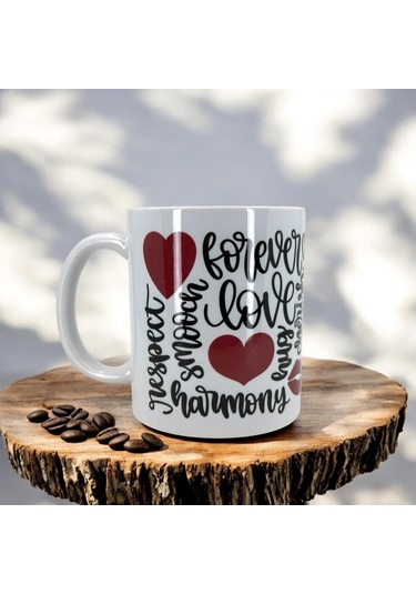 Aşk Dolu Renkli Kalp Ve Öpücük Baskılı Kupa - Romantik Ve Özel Tasarım Beyaz