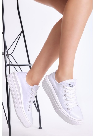 Rahat Kalıp Kalın Tabanlı Kadın Beyaz Beyaz Spor Ayakkabı Tbıkt20 Beyaz Beyaz