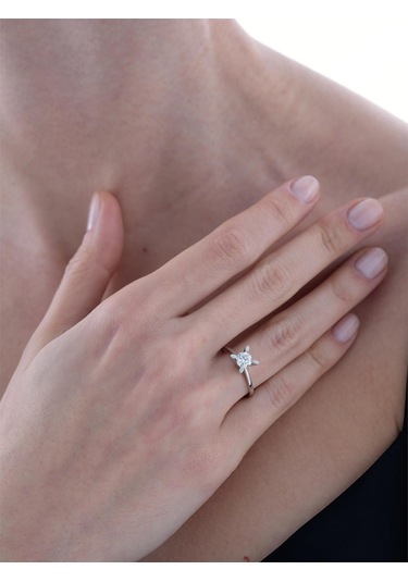 0,52 Karat Idl Sertifikalı Tektaş Pırlanta Yüzük-818