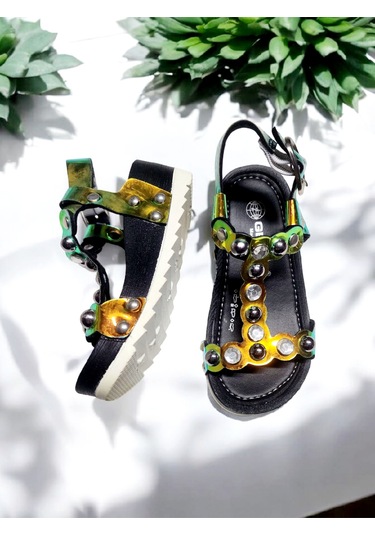 Yazlık İnci Ve Taş Detaylı Tokalı Ayarlanabilir Sandalet Yanar Döner Çok Renkli