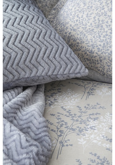 Everyday Yatak Örtülü Nevresim Takımı Çift Kişilik Rowena Mavi