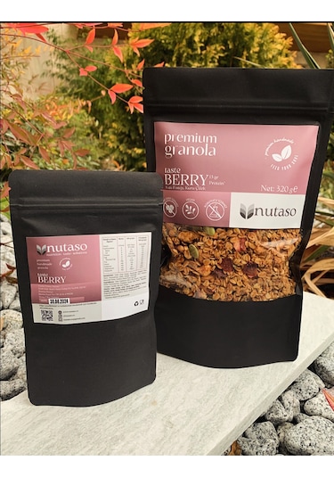 Nutaso Berry Granola 320 G