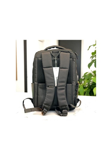 Laptop Gözlü Deri Görünümlü İnce Tasarımlı Sırt Çantası Baggaj S24115 Siyah