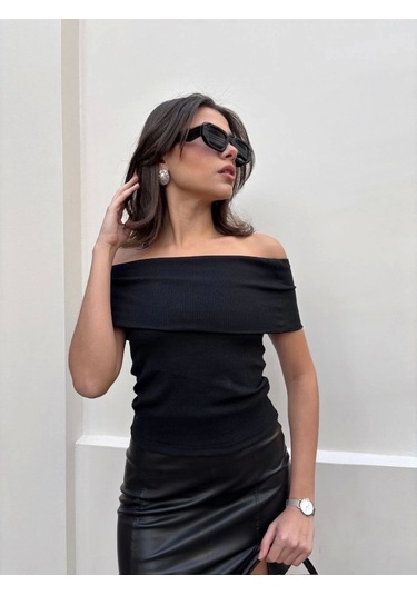 Madonna Yaka Sıfır Kol Bluz Siyah