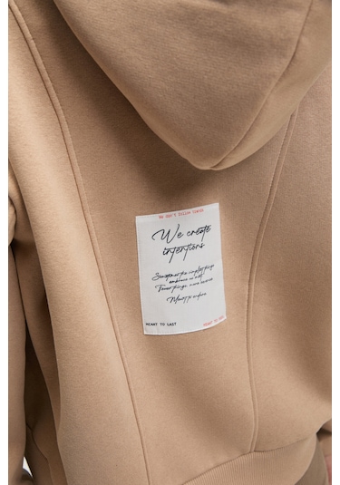 VYSELLE Kadın Önü Kesikli Metal Fermuarlı Kapüşonlu Etiket Detaylı Oversize Vizon Sweatshirt