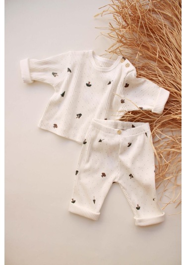 Tree Bebek Alt Üst Takım Krem