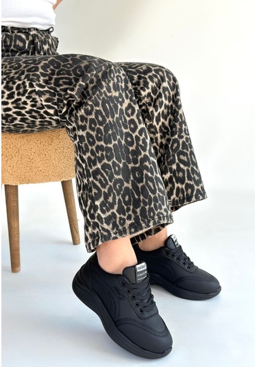 Yejja Siyah Cilt Bağcıklı Spor Ayakkabı Çok Renkli