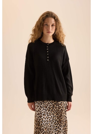 DeFacto Oversize Geniş Kalıp Düğmeli Yaka Triko Kazak D4913AXNSBK81 Siyah