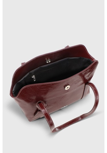 Rugan Bordo Kapaklı Bowling Omuz Çantası 270 Rugan Bordo