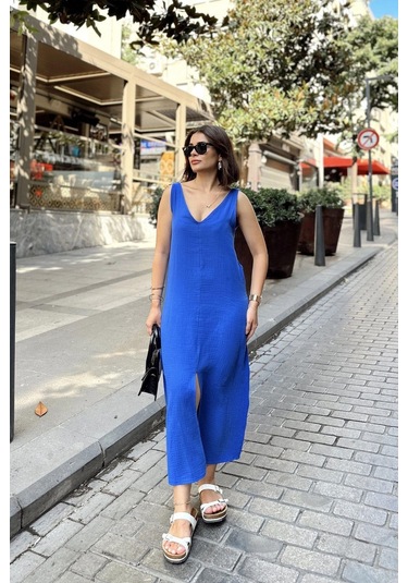 İndigo Askılı İthal Müslin Kumaş, Önü Ve Arkası V Yaka, Önden Yırtmaçlı, Maksi/uzun Salaş Elbise Indigo