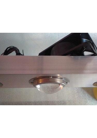 Bitki Yetiştirme İçin Kullanılan Projektör (Grow ) (456136067)