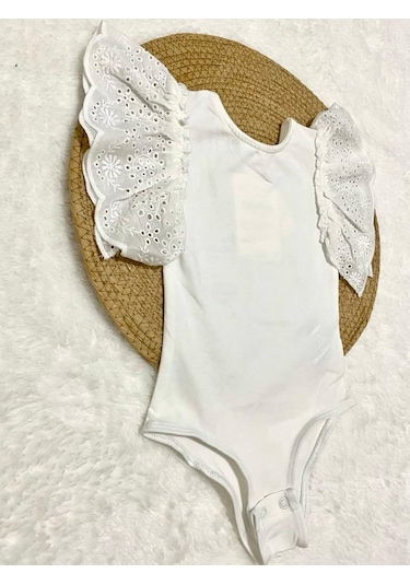 Minaz Baby Kolları Fırfırlı Beyaz Zıbın Beyaz