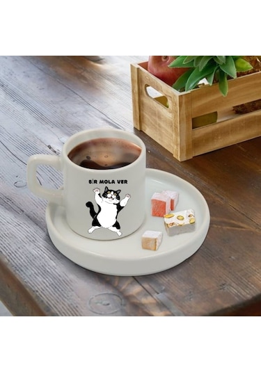 Bir Mola Kahve Molası Ver Tasarımlı Türk Kahve Fincanı Ve Altı Beyaz