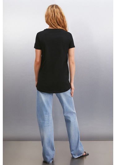 GRIMELANGE Samantha Kadın %100 Organik Pamuklu Comfort Fit Arkası Uzun Basic Örme Siyah T-shirt Siyah