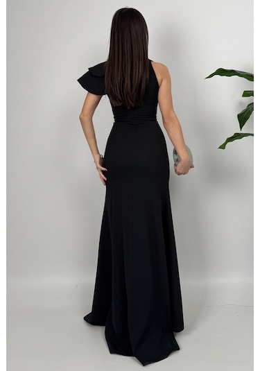 Delvira Drapeli Tek Omuz Çiçek Detaylı Uzun Siyah Abiye Elbise Siyah