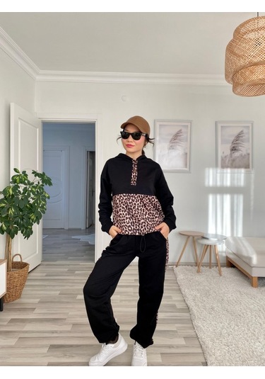 Ge Ticaret Kadın Uzun Kollu Leopar Detay Sweat Ve Yanı Leopar Şerit Detay Pantolon Ikili Takım Siyah