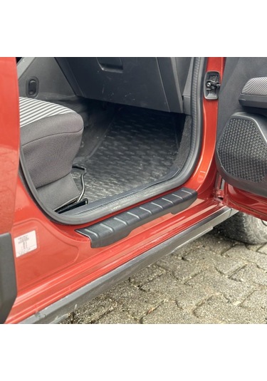 Dacia Jogger Ferrous Kapı Eşiği Plastiği 4 Parça 2022 Ve Üstü