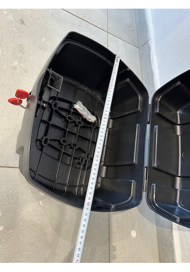 Motosiklet Arka Çanta 35 Litre Reflektörlü 1. Sınıf Plastik