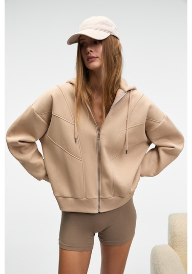 VYSELLE Kadın Önü Kesikli Metal Fermuarlı Kapüşonlu Etiket Detaylı Oversize Vizon Sweatshirt