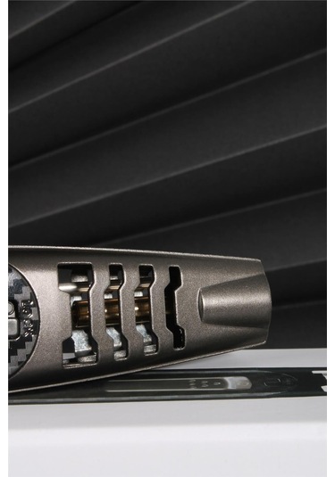 Silvio Monetti Siyah Renk Güçlü Karbon Desen Metal Başlık Pürmüz Gazlı Çakmak 24csm898mr01